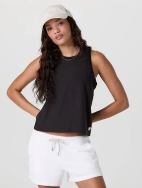 Vuori Energy Tank Top size Medium